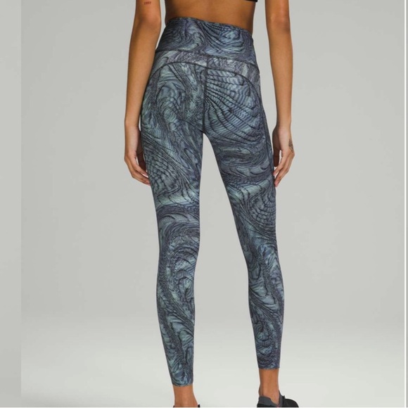 Lululemon Fast and Free Tight 25" Nulux Dimensional Icing Blue Multi - Picture 4 of 12